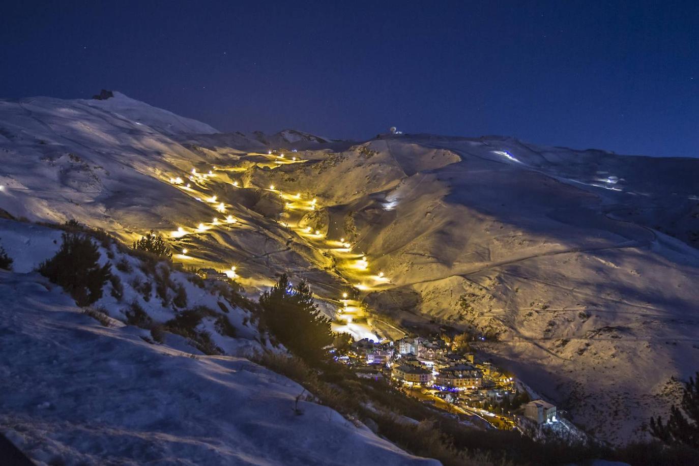 Vista Nevada Ski Lodge Sierra Nevada Exteriör bild